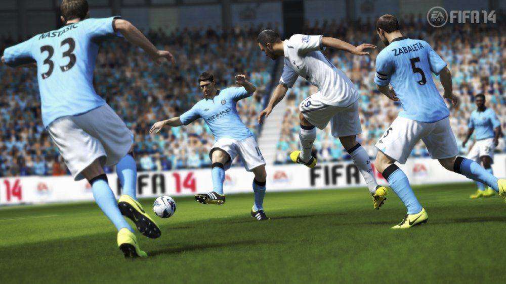 FIFA14_UK_pure_shot_WM